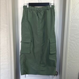 Love Tree Olive Green Parachute Cargo Skirt – Women’s Size M
